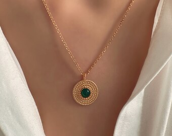 Chunky gold disc pendant necklace, Jade necklace, Gold medallion necklace, Statement necklace, 925s Silver necklace, Gifts for mom