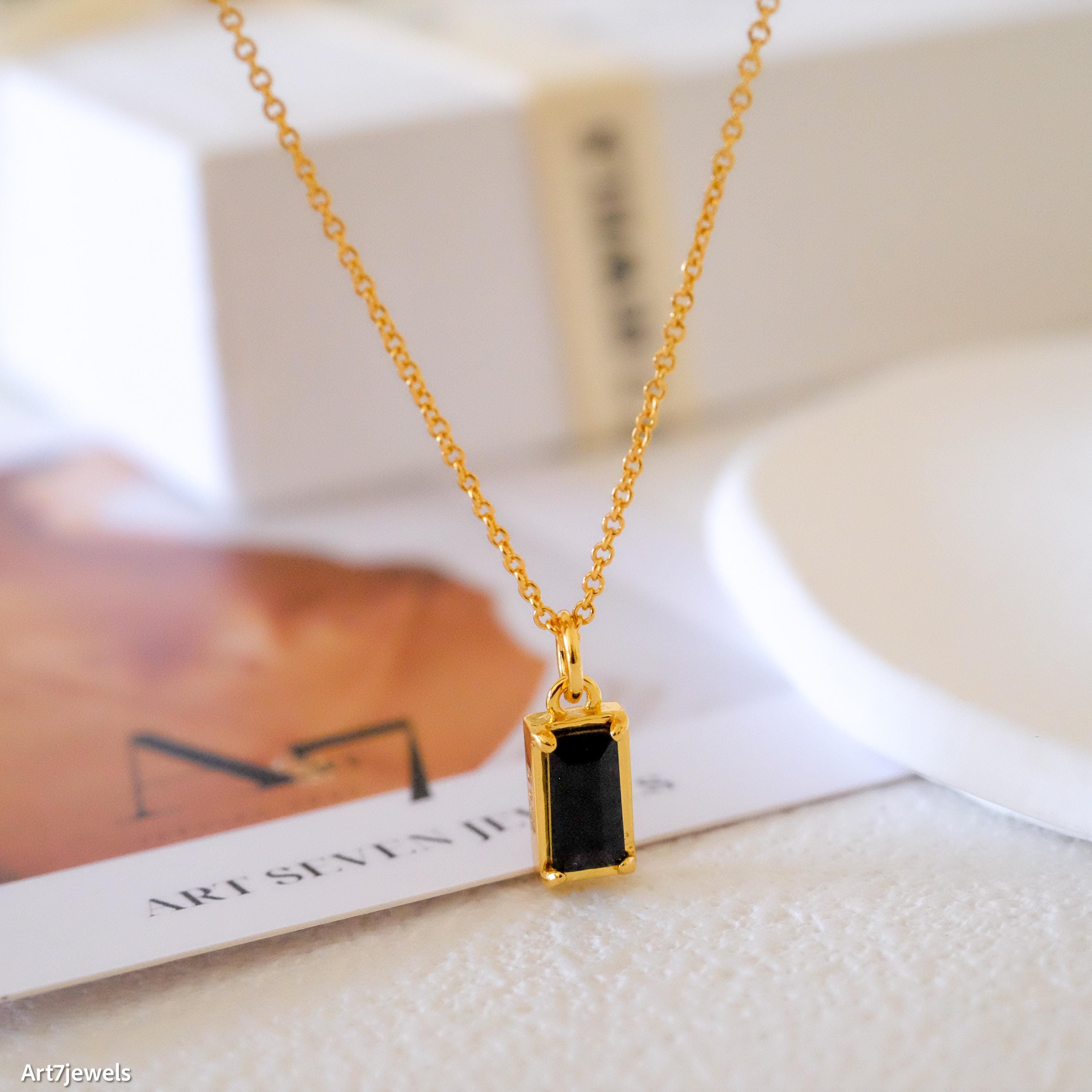 18k Gold Baguette Black Onyx Necklace - Dainty Black Onyx