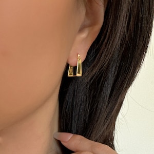 Square Hoop Earrings - Dainty Hoop Earrings - Gold hoops -  Huggie earrings - 925s silver earrings - Gift for her - Best gifts for women