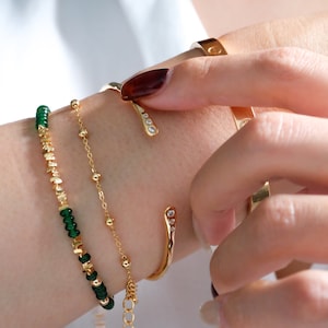 18K Gold Plated Traditional 3 Layered Emerald Stone Beaded Pearl Bracelets For Women/Girls
