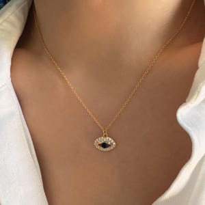 Dainty Evil Eye Necklace, Evil eye pendant, Protection necklace, Hamsa necklace, Sterling Silver necklace, Gifts for her