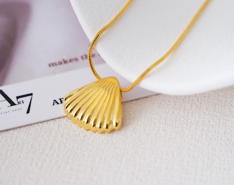 Collier à pendentif coquillage en or 18 carats, bijoux de sirène, pendentif coquillage en or, collier de vacances, cadeaux de Noël
