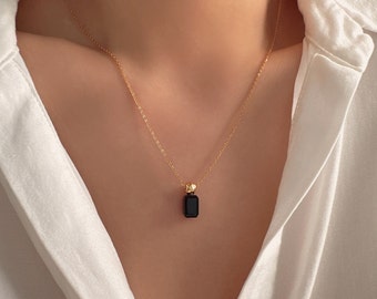 Dainty rectangular black onyx necklace, 18k gold black stone necklace, Minimalist Perfume bottle necklace, Silver necklace, Gift for her