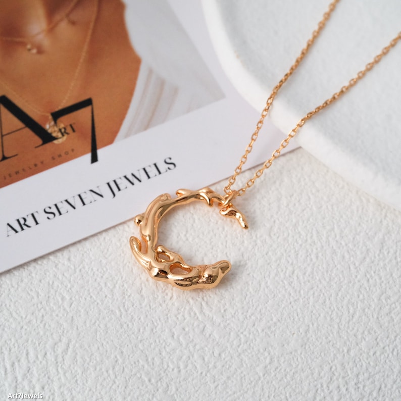 Dainty Gothic Moon necklace
