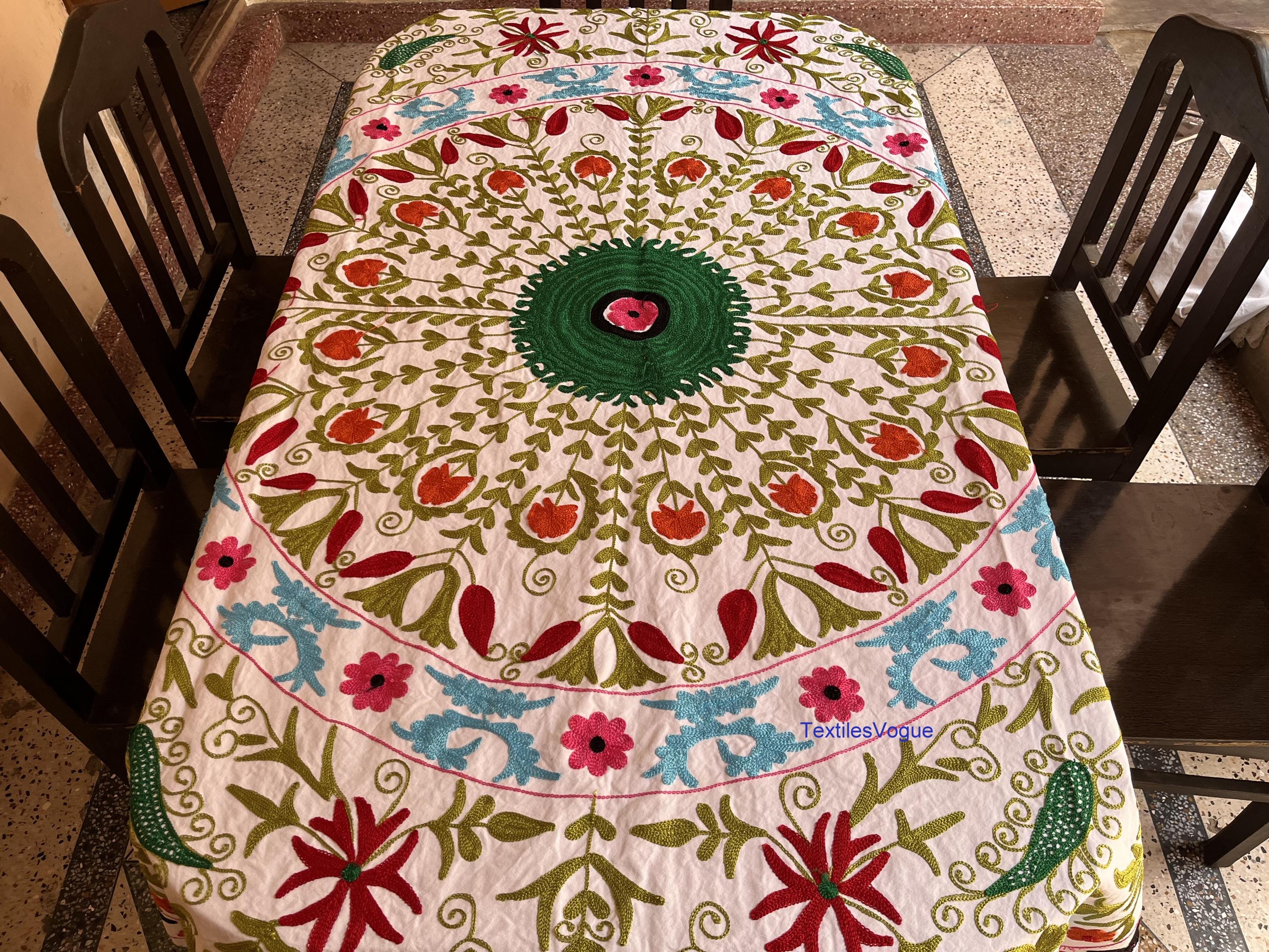 ファブリック・カバー類 マルチカバー スザニ刺繍 ベッドカバー 花柄