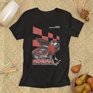 Maglietta unisex JDM Racing | Grafica per auto anime Speed Demon | Regalo per gli appassionati di tuning | Japan Drift Streetwear Uomo Donna
