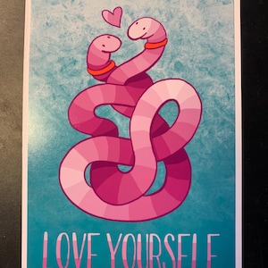 Carte postale illustrée "Aime-toi ver de terre" - Carte de vœux originale pour les meilleurs amis, frères et sœurs, personnes préférées