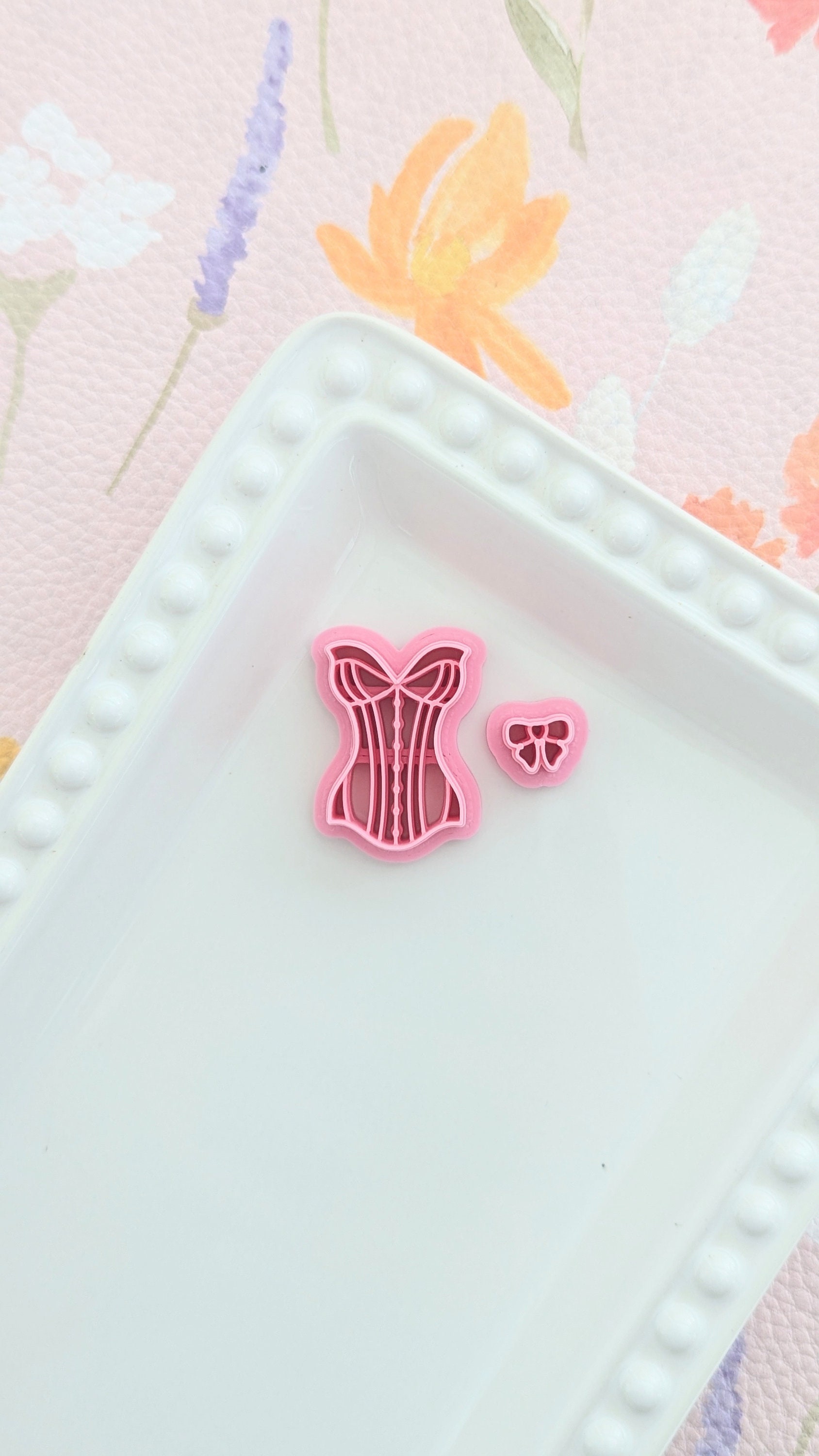 Women Corset Top Polymer Clay Cutters Sculpting Tools Earrings Jewelry Making Embossing Mold Craft Supplies Bustier with Bow