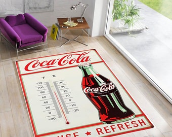 コカ・コーララグ:レトロなコカ・コーラ缶デザイン、プリント コカ・コーララグ:レトロなコカ・コーラ缶デザイン、プリント