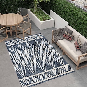 Scandinavian Rugs,Lined Rug,Outdoor Rug Patio,Patio,Outdoor Mat,Rugs for Patio,Poolside Rug,Farmhouse Rug,Garden Rug,Washable Outdoor Rug