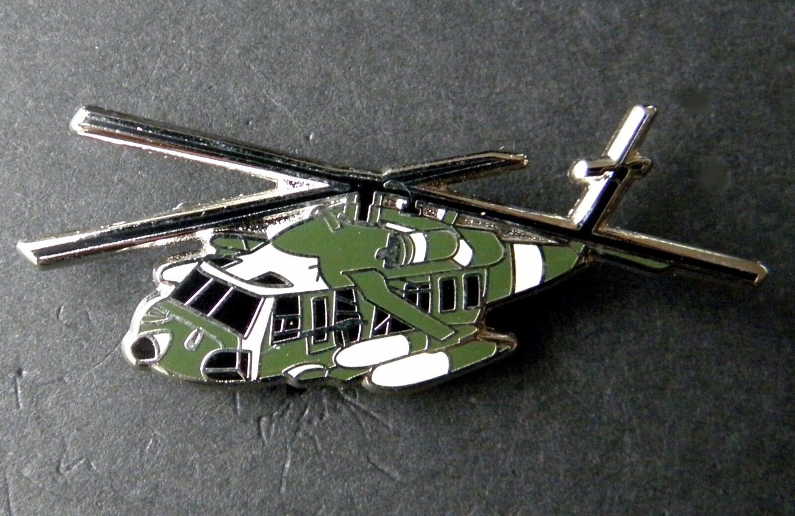 Sikorsky Black Hawk Uh60 Helicopter Us Army Aviation Lapel Pin Badge 1