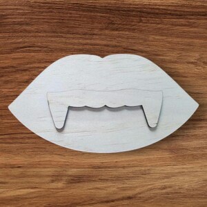 Ritaglio di labbra da vampiro in legno a 2 strati, decorazione per ghirlanda di Halloween, artigianato tagliato al laser, applicazione con colla, pezzi grezzi non verniciati, J5CraftSupply