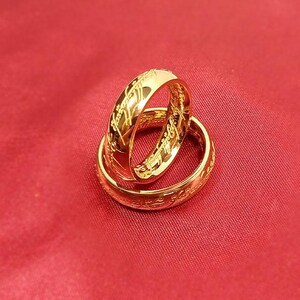 Ring van kracht | Elf Ring of Power 6 mm gepolijst titaniumgoud met Elvic-gegraveerde binnen- en buitenkant