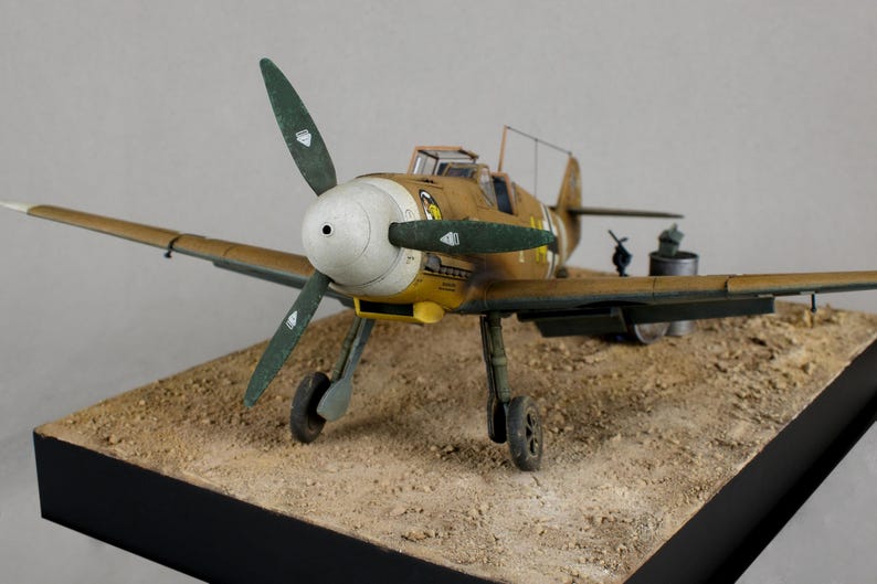 MESSERSCHMITT BF-109 F-4 Trop Kit 4DMaster 1:72 Avion d'attaque EUR 6