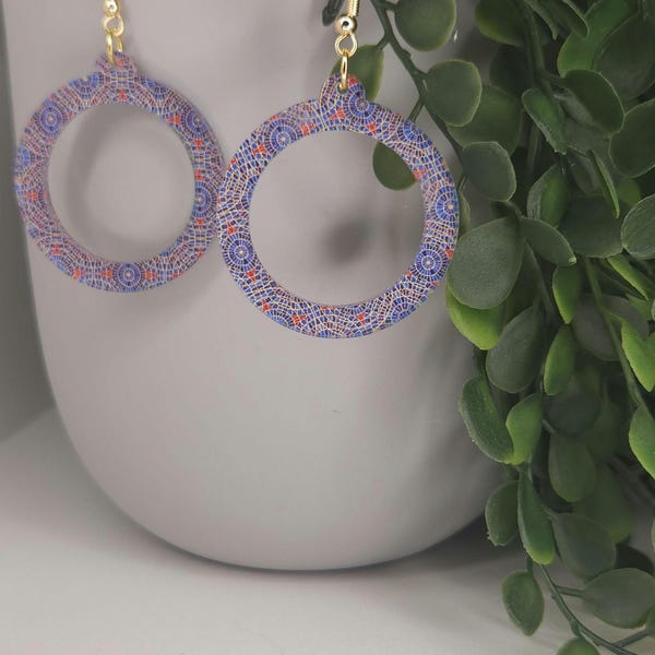 Dragon Con Loop Carpet Earrings