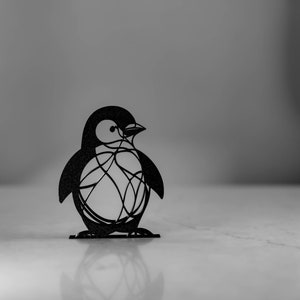 Penguin line art sculpture | Tabletop Decor | Ornament | Minimalist Design | 3D Printed