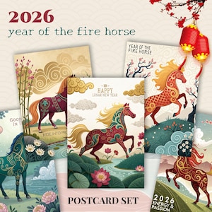 Op de afbeelding: Een ansichtkaartenset met illustraties van paarden, wolken en bloemen. De tekst bevat "2026 jaar van het vuurpaard", "Gelukkig Maan Nieuwjaar" en "Ansichtkaarten set". De kaarten hebben een vintage kunststijl met levendige kleuren.