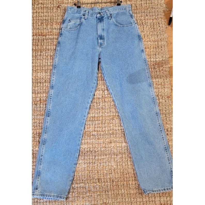 Wrangler Blues Light Wash Denim Jeans Classic Fit Men Size 34 X 34 STRAIGHT Leg image 1