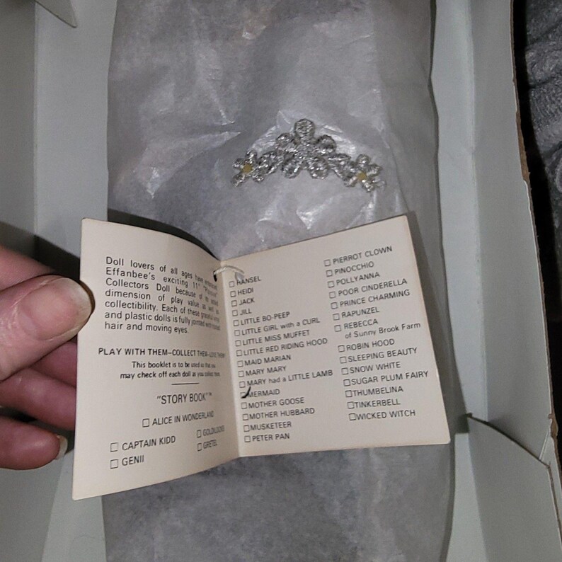 NEW VTG in orig. box Effanbee 11" The Little Mermaid Doll #1167 Storybook Coll. image 10