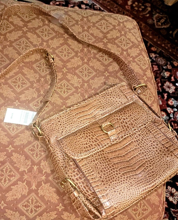 Coldwater Creek Tan Faux Alligator Textured Leather Shoulder  display picture 1