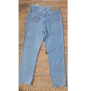 Wrangler Blues Light Wash Denim Jeans Classic Fit Men Size 34 X 34 STRAIGHT Leg image 4