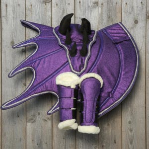 Dragon Horse Saddle Pad, Ear Bonnet & Horse Boot Set, Breathable, Shock Absorbing Equestrian Gear