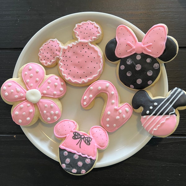 Minnie Mouse inspired cookies  Set of 12