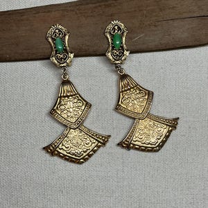 Vintage Clip on gold tone Deco style earrings