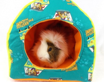 Guinea Pig Hidey Hut - Cozy Hut for Small Animals - Pee Pad