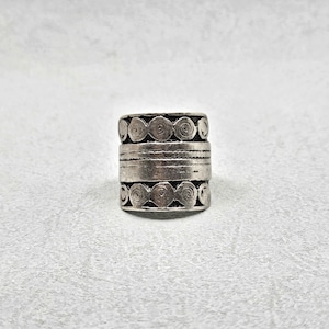 Tribal Wrap Ring – Rustic Spiral Pattern Silver Band