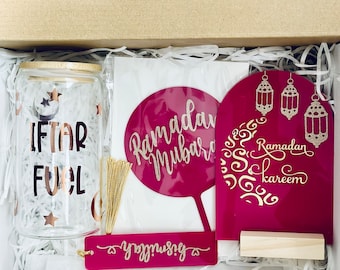 Ramadan gift box | personalized Ramadan Eid Mubarak gifts | Islamic gift set| Eid favors | Eid signs Ramadan Kareem gifts