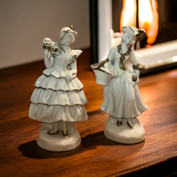 1920s-1930s Pair of Japanese Porcelain Women Figurines by Maruyama Toki Yamashiro Ryuhi Cake Toppers