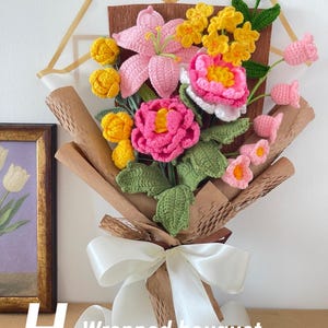 Crochet Bouquet – Handmade Forever Flower Arrangement – Elegant Gift for Mom H