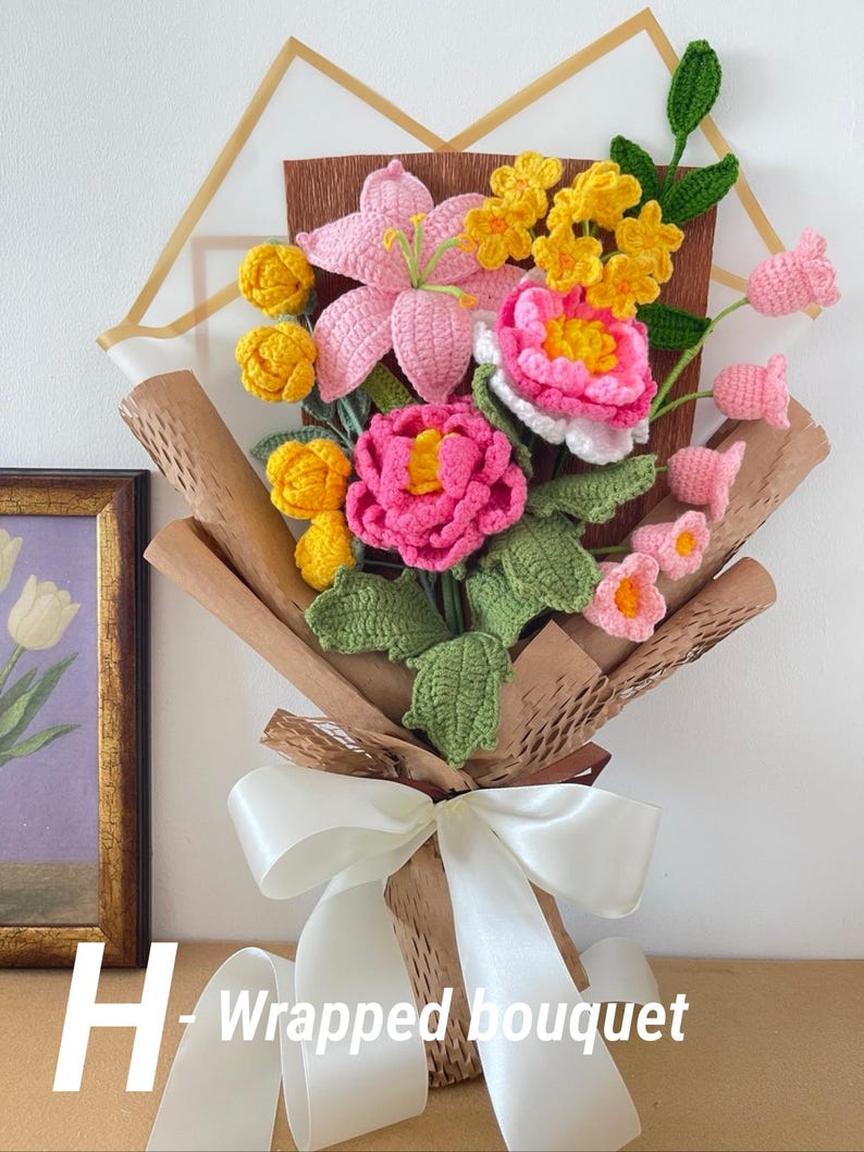 Crochet Bouquet – Handmade Forever Flower Arrangement – Elegant Gift for Mom H