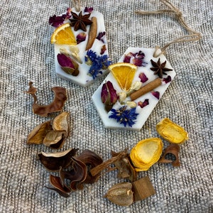 Botanical Soy Wax Sachet: Orange Cinnamon Scented Wardrobe Freshener