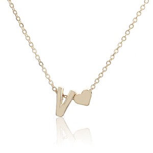 Collar colgante con dije de letras de MinimalistJews, colgante de corazón, collar inicial, collar de oro, collar de plata, joyería minimalista, regalo