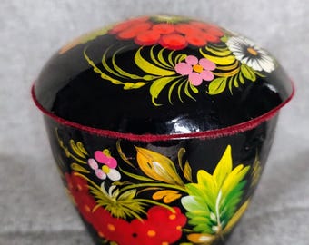 Caja de joyería/baratijas vintage de madera lacada pintada a mano