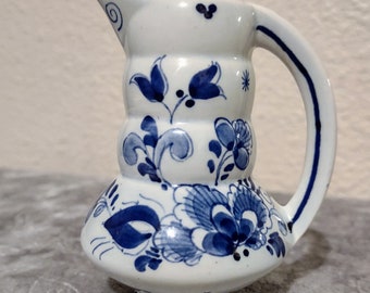 Delft Holland Blue creamer/doll pitcher