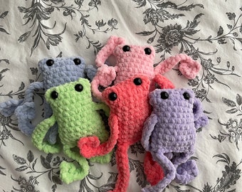 Langbeinige Frosch Plushie, Langbeinige Frosch Stofftier, Handgemachte Häkeln Langbeiner Frosch Geschenk für Bestie, Geschenk für sie
