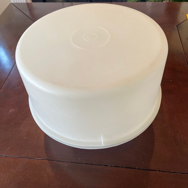 Vintage Tupperware Large Round Sheer Carry All Container White 224-11