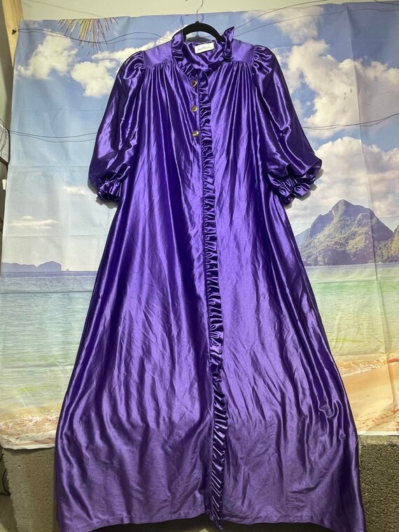 Vintage Miss Elaine Women Hollywood Purple Dressin