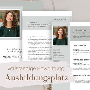 Op de afbeelding: Een professioneel cv-ontwerp met een foto van een lachende vrouw. Het cv bevat secties voor opleiding, ervaring en vaardigheden. Tekst op het cv bevat "Bewerbung" en "Ausbildungsplatz". Het ontwerp is in grijstinten en wit.