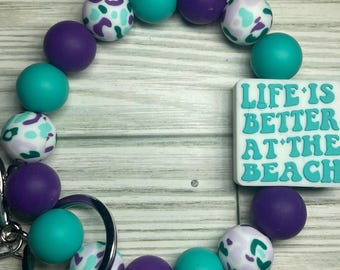 La vie est meilleure à la plage - Bracelet en perles avec clip pour porte-clés