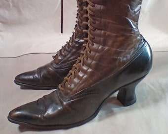 Two Tone Victorian Boots Lace Up Black Edwardian Antique Vintage Leather Bi Color TuTone