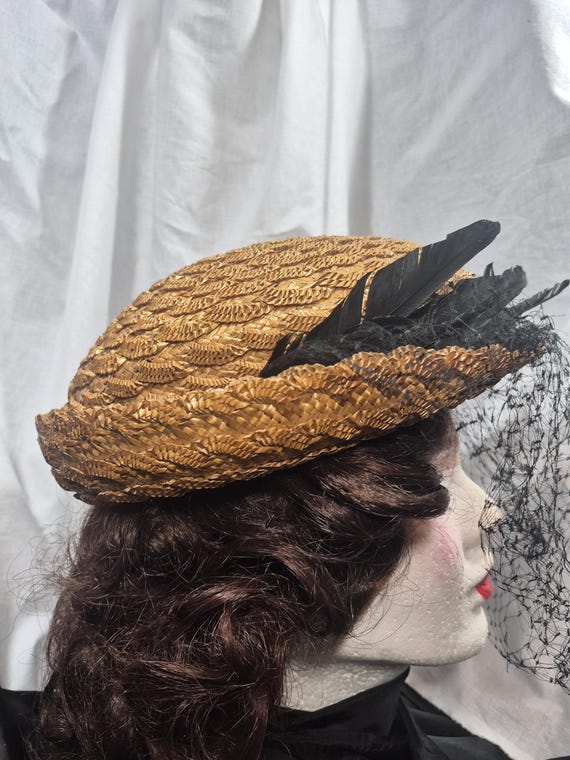 Vintage Straw Boater Hat Shell Weave with Black Feath… - Gem