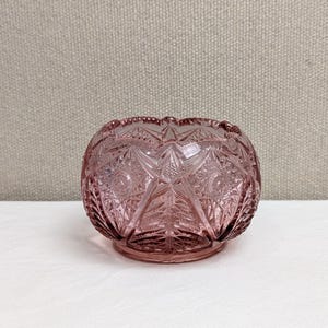 Vintage Fenton Cranberry Rose Bowl: Starburst Tree Pattern
