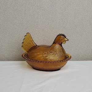 Vintage Amber Indiana Glass Hen on Nest, Hen on Nest