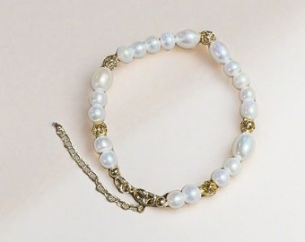Adorable Freshwater Pearls bracelet w/14 K gold filled beads