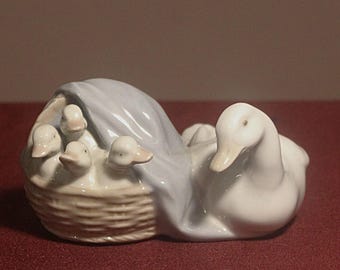 Lladro - Ducklings In Basket #4895