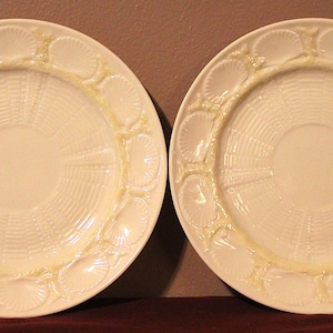 Belleek sidotallrikar. Makers Mark 1992